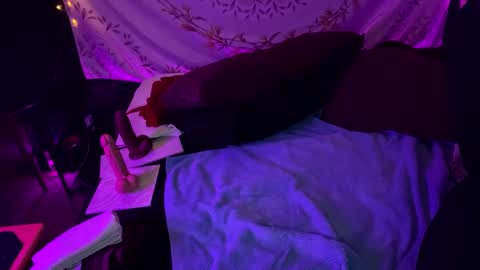 Snapshot of bossmomma chatting on January 27, 2025, 3:47 am BossMom online show from January 27, 2025, 3:47 am