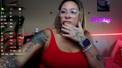 bossyroxy84 online show from February 13, 2026, 9:33 pm