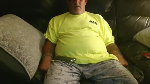 Snapshot of bostonguy1969 chatting on September 19, 2025, 2:02 am bostonguy1969 online show from September 19, 2025, 2:02 am