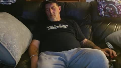 Snapshot of bostonguy1969 chatting on November 5, 2025, 1:49 am bostonguy1969 online show from November 5, 2025, 1:49 am