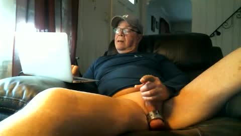 Snapshot of bottomjacki chatting on April 27, 2026, 11:52 am Jackie online show from April 27, 2026, 11:52 am