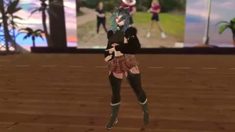 Snapshot of bowsette_ chatting on July 17, 2026, 5:40 pm Camila online show from July 17, 2026, 5:40 pm