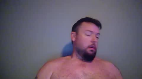 Snapshot of bowtieguy84 chatting on October 6, 2025, 3:04 am bowtieguy84 online show from October 6, 2025, 3:04 am