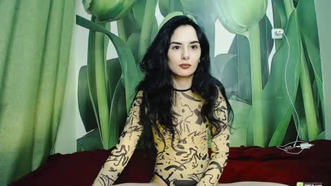 Helen  online show from February 7, 2025, 3:08 pm