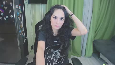 Helen  online show from March 11, 2025, 3:23 pm