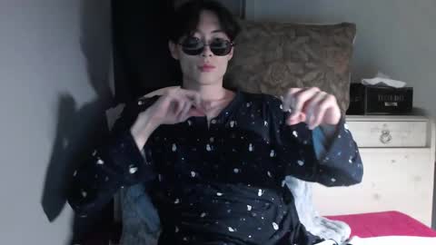 boxman556990 online show from December 14, 2024, 12:01 pm