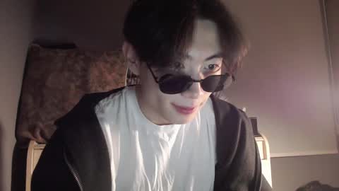 boxman556990 online show from January 19, 2025, 12:28 pm