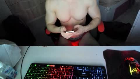 boy_boy22 online show from November 24, 2025, 12:10 am