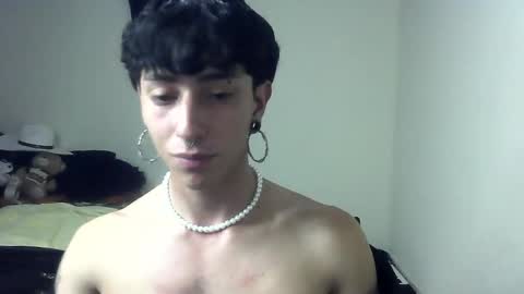 Boy Astro online show from December 19, 2024, 12:02 am