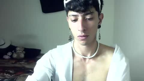 Boy Astro online show from January 22, 2025, 4:23 pm