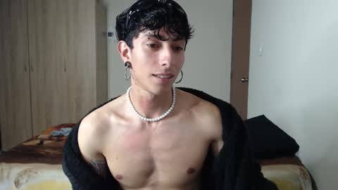 Boy Astro online show from February 25, 2025, 12:25 am