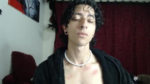 Boy Astro online show from September 24, 2025, 11:19 pm