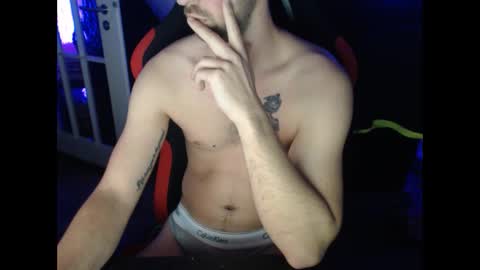 Snapshot of boy_t0y89 chatting on December 9, 2024, 6:14 pm boy_t0y89 online show from December 9, 2024, 6:14 pm