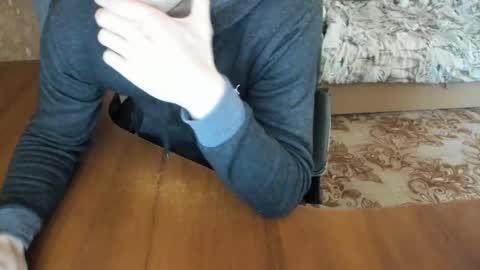 BoyApollon online show from October 24, 2025, 10:11 am