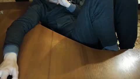 BoyApollon online show from November 30, 2025, 7:07 pm