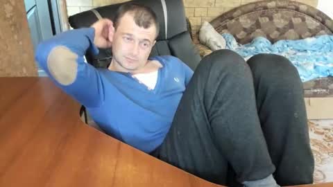 BoyApollon online show from April 25, 2026, 1:41 pm