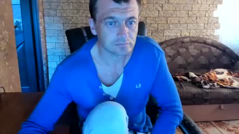 BoyApollon online show from June 14, 2026, 2:35 am