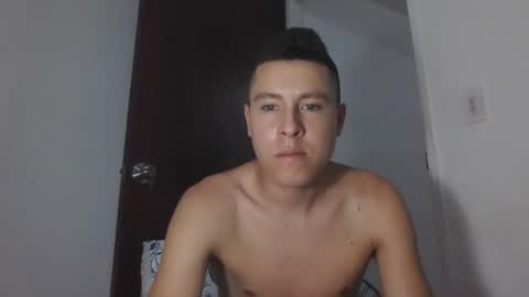 Snapshot of boycock777 chatting on October 16, 2025, 1:39 am Tommy - OnFns tommy 874 online show from October 16, 2025, 1:39 am