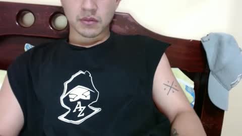 Snapshot of boyfit2023 chatting on December 3, 2024, 12:35 am boyfit2023 online show from December 3, 2024, 12:35 am