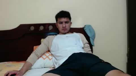 Snapshot of boyfit2023 chatting on February 4, 2025, 1:13 am boyfit2023 online show from February 4, 2025, 1:13 am