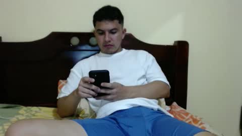 Snapshot of boyfit2023 chatting on March 16, 2026, 1:55 am boyfit2023 online show from March 16, 2026, 1:55 am