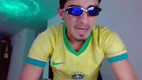 Felipe  online show from February 25, 2026, 12:31 am