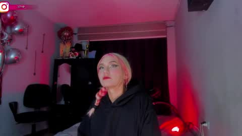 miguel  online show from February 17, 2025, 3:36 am