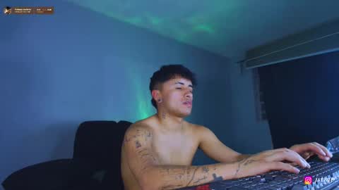 miguel  online show from October 31, 2025, 11:06 pm