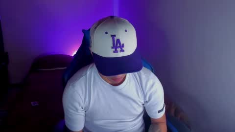 Snapshot of boylatin_777 chatting on May 7, 2026, 11:54 pm miguel online show from May 7, 2026, 11:54 pm