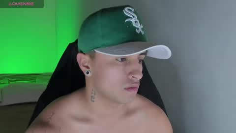 Snapshot of boylatin_777 chatting on May 10, 2026, 10:26 pm miguel online show from May 10, 2026, 10:26 pm