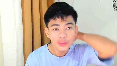 Snapshot of boynextdoor4ux chatting on December 3, 2025, 9:02 pm HI IM JAMES DONT FORGET GIVE ME THUMBS UP AND JOIN TO MY FANCLUB online show from December 3, 2025, 9:02 pm