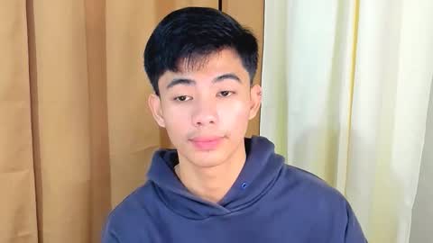 Snapshot of boynextdoor4ux chatting on December 5, 2025, 6:15 pm HI IM JAMES DONT FORGET GIVE ME THUMBS UP AND JOIN TO MY FANCLUB online show from December 5, 2025, 6:15 pm