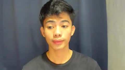 Snapshot of boynextdoor4ux chatting on December 14, 2025, 6:19 am HI IM JAMES DONT FORGET GIVE ME THUMBS UP AND JOIN TO MY FANCLUB online show from December 14, 2025, 6:19 am