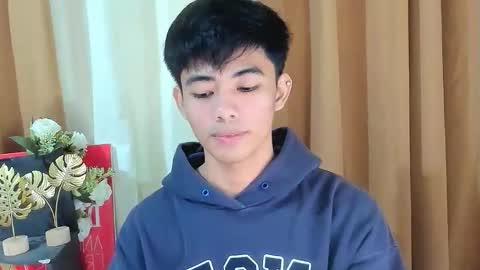 Snapshot of boynextdoor4ux chatting on December 17, 2025, 3:51 pm HI IM JAMES DONT FORGET GIVE ME THUMBS UP AND JOIN TO MY FANCLUB online show from December 17, 2025, 3:51 pm