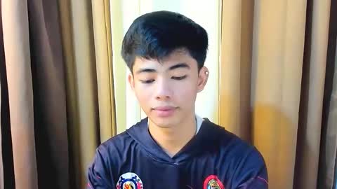 Snapshot of boynextdoor4ux chatting on January 11, 2026, 4:06 am HI IM JAMES DONT FORGET GIVE ME THUMBS UP AND JOIN TO MY FANCLUB online show from January 11, 2026, 4:06 am