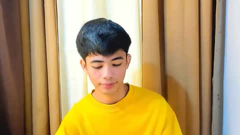 Snapshot of boynextdoor4ux chatting on January 15, 2026, 11:41 pm HI IM JAMES DONT FORGET GIVE ME THUMBS UP AND JOIN TO MY FANCLUB online show from January 15, 2026, 11:41 pm