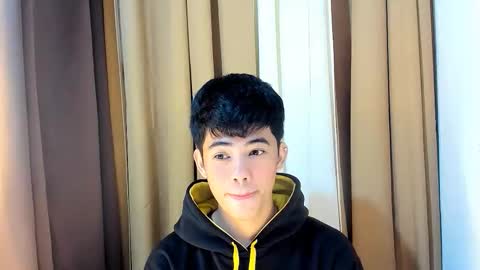 Snapshot of boynextdoor4ux chatting on March 12, 2026, 10:49 pm HI IM JAMES DONT FORGET GIVE ME THUMBS UP AND JOIN TO MY FANCLUB online show from March 12, 2026, 10:49 pm