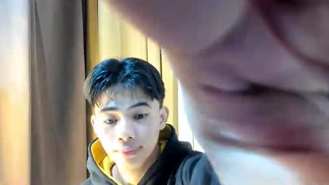 Snapshot of boynextdoor4ux chatting on April 10, 2026, 10:47 pm HI IM JAMES DONT FORGET GIVE ME THUMBS UP AND JOIN TO MY FANCLUB online show from April 10, 2026, 10:47 pm