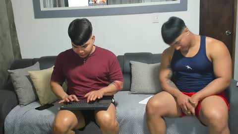 boys_blackandwhite online show from February 1, 2025, 3:19 am