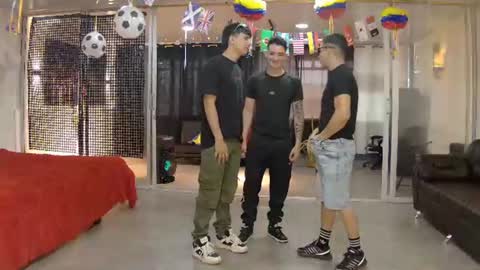 Snapshot of boysgang_sex chatting on June 26, 2026, 11:14 am Angelo Mark Fernando Taylor online show from June 26, 2026, 11:14 am