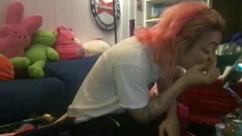 boywithbug online show from February 2, 2025, 1:23 am