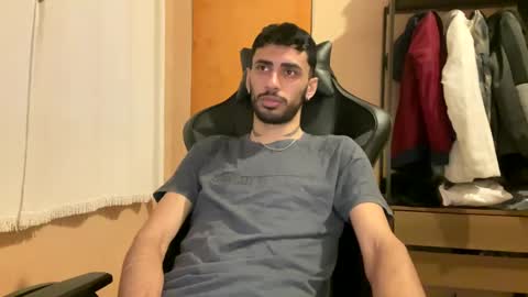 Snapshot of boyzinm2 chatting on September 19, 2025, 9:37 pm boyzinm2 online show from September 19, 2025, 9:37 pm