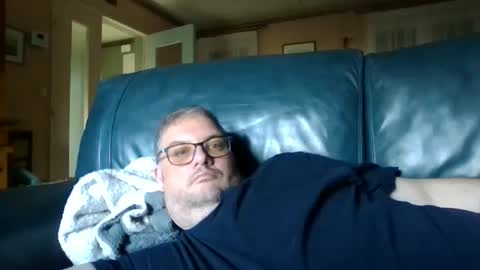 Snapshot of bozo81 chatting on September 23, 2025, 3:37 pm bozo81 online show from September 23, 2025, 3:37 pm