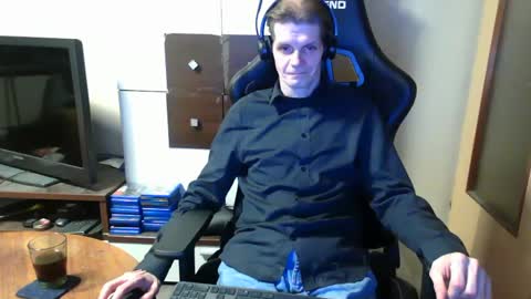 bponie1 online show from February 14, 2025, 10:47 pm