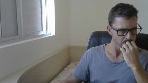 Snapshot of br_bing chatting on May 6, 2026, 6:24 pm BR Bing online show from May 6, 2026, 6:24 pm