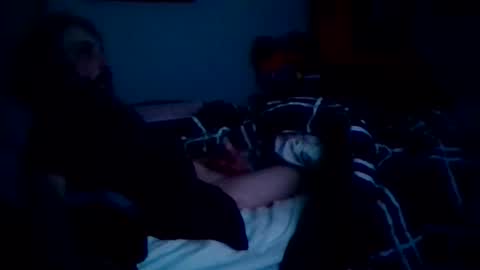 Snapshot of brad1989musiclife chatting on April 15, 2026, 4:19 am GuitarBrad1989 online show from April 15, 2026, 4:19 am