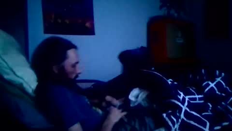 Snapshot of brad1989musiclife chatting on April 16, 2026, 3:40 am GuitarBrad1989 online show from April 16, 2026, 3:40 am
