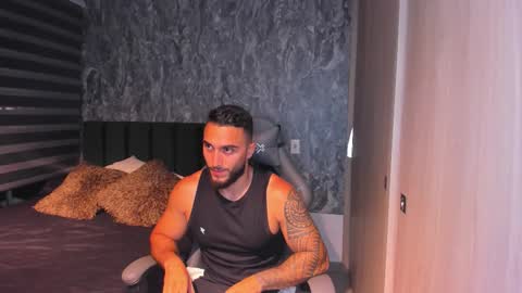 Snapshot of brad1_ chatting on October 21, 2025, 12:33 am instagramBrad mayers1twittermayersbrad online show from October 21, 2025, 12:33 am