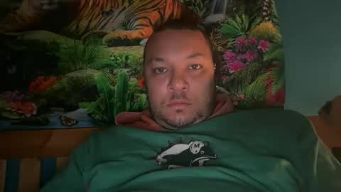 Snapshot of brad_368 chatting on January 17, 2026, 9:51 pm Brad online show from January 17, 2026, 9:51 pm