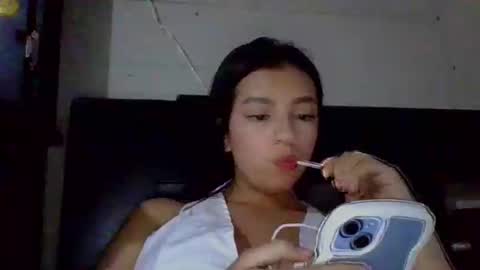 brad_and_emma293215 online show from October 1, 2025, 11:22 pm